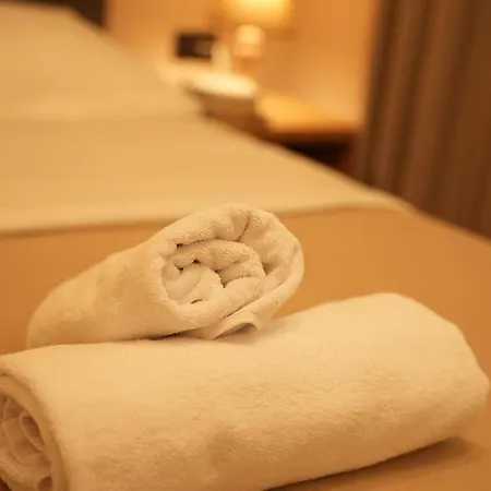 Bougainvilla * Τίρανα